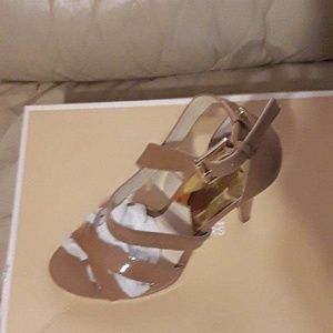 New mk shoes size 7M